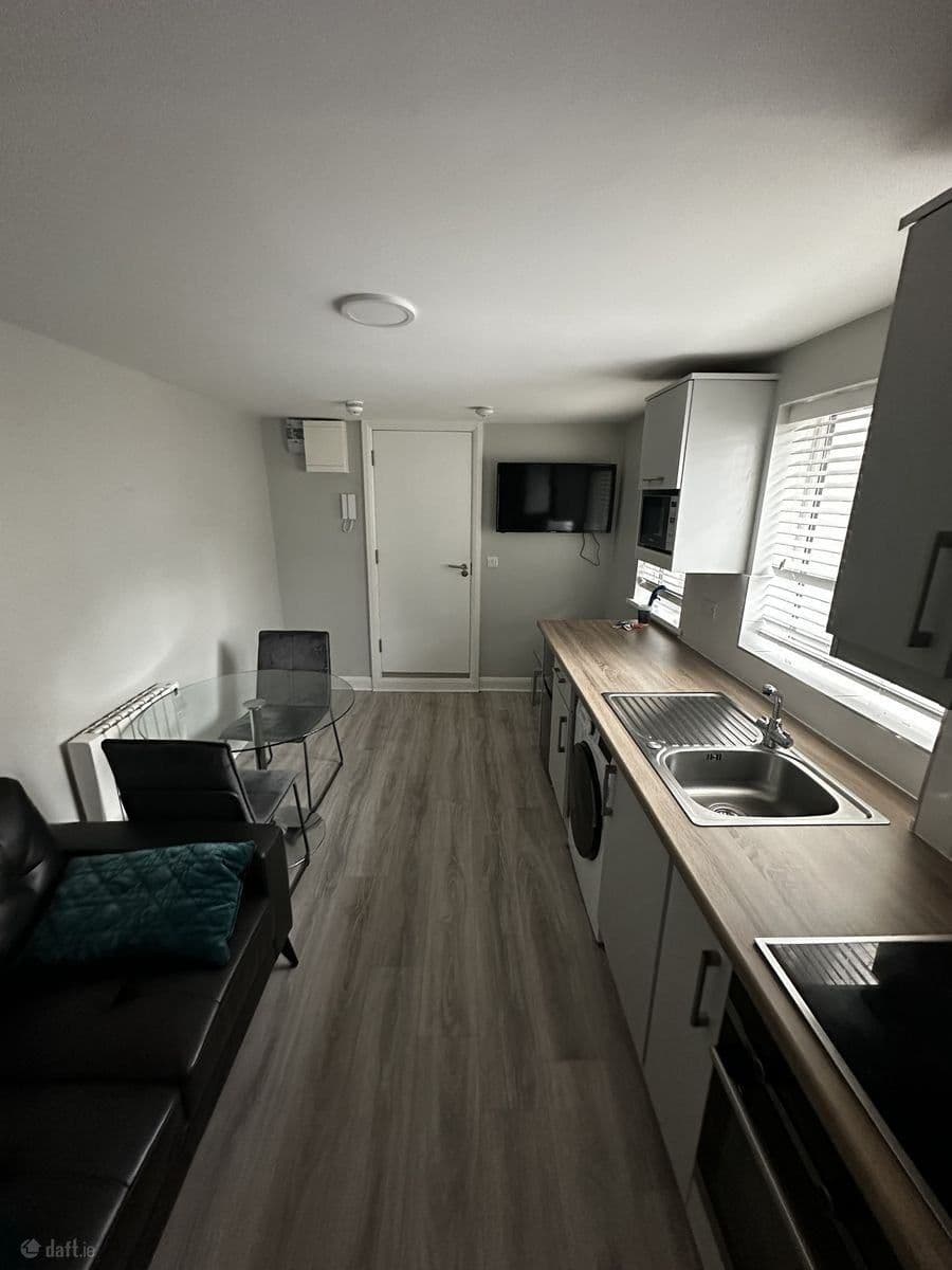 Apartment 3, 6 Chelmsford Road, Ranelagh, Dublin 6 — photo 3